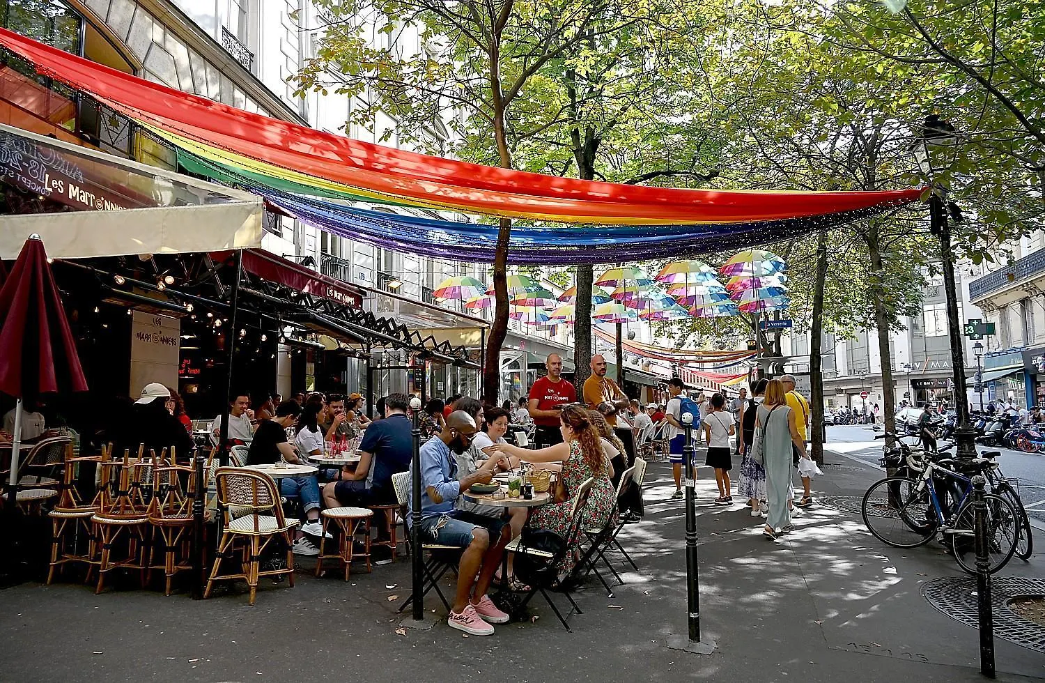 Marais, Sainte-Croix Bretonnerie - 6 Places Paris